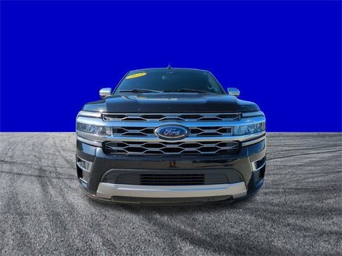 Certified 2023 Ford Expedition Max Platinum image 9