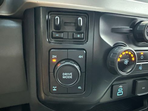 Used 2024 Ford F250 XL w/ XL Chrome Package AWD/4WD image 38