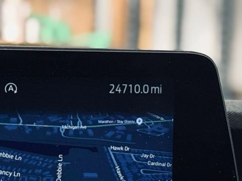 Used 2025 Ford Expedition Active image 41