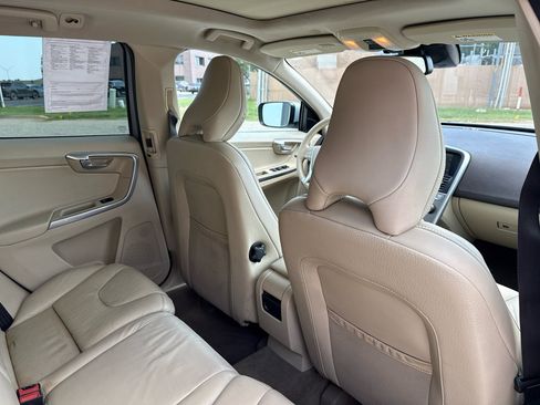 Used 2013 Volvo XC60 T6 image 44