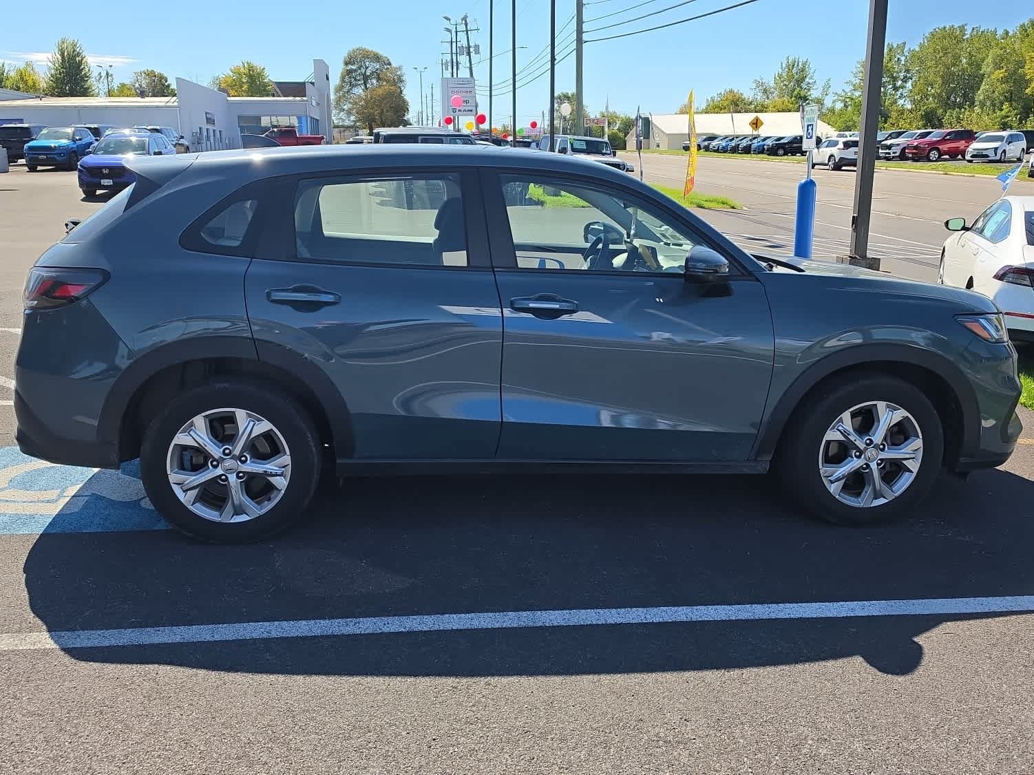 Used 2024 Honda HR-V LX image 4
