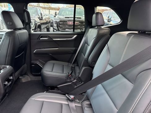 New 2026 GMC Acadia Elevation image 23