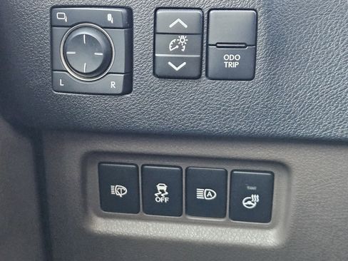 Used 2021 Lexus GX 460 Premium image 24