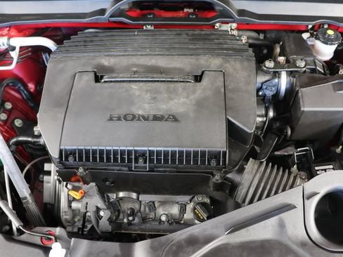Used 2025 Honda Pilot TrailSport image 27
