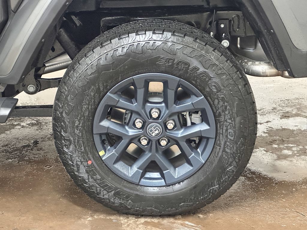 New 2026 Jeep Gladiator Sport AWD/4WD image 43