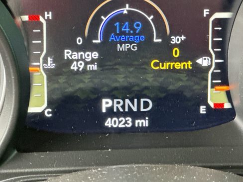 Used 2024 Jeep Gladiator Rubicon w/ Safety Group AWD/4WD image 14