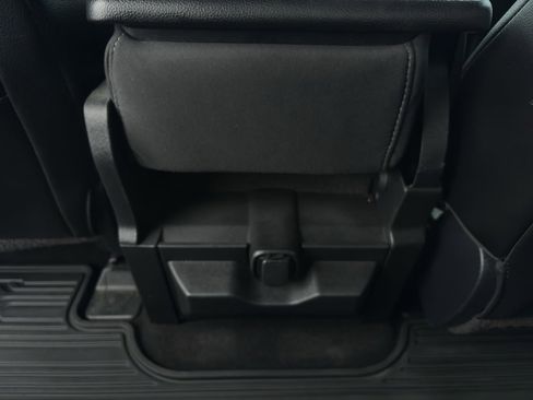 Used 2018 Ford F350 Lariat w/ Lariat Value Package image 21