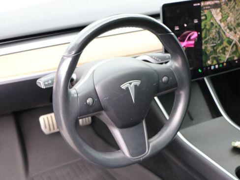 Used 2018 Tesla Model 3 Performance AWD/4WD image 13