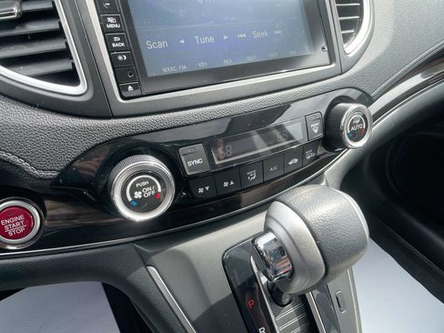 Used 2016 Honda CR-V Touring image 19