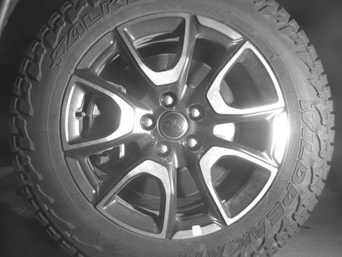 Used 2025 Jeep Compass Trailhawk image 12