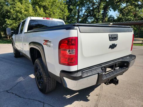 Used 2014 Chevrolet Silverado 3500 LTZ w/ LTZ Plus Package AWD/4WD image 5