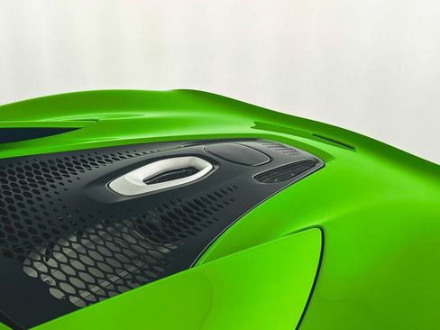 New 2025 McLaren Artura image 25