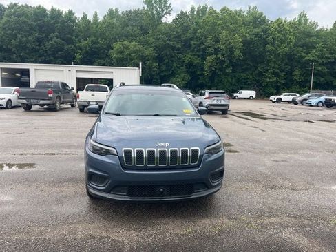 Used 2021 Jeep Cherokee Latitude FWD image 8