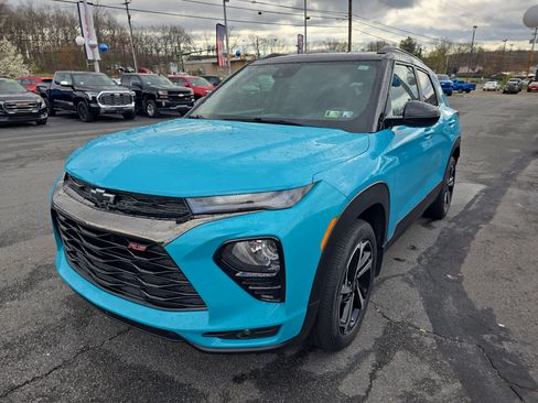 Used 2021 Chevrolet TrailBlazer RS w/ Sun and Liftgate Package image 12