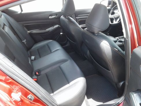 Used 2021 Nissan Altima 2.5 SR image 10