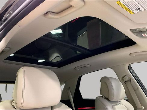 Used 2026 Genesis GV70 2.5T Select image 26