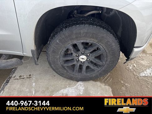 Used 2019 Chevrolet Silverado 1500 RST image 24