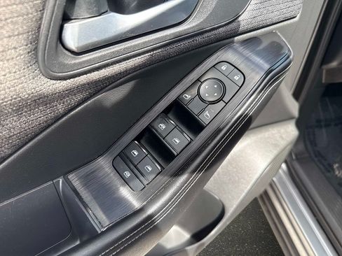Used 2021 Nissan Rogue SV AWD/4WD image 17