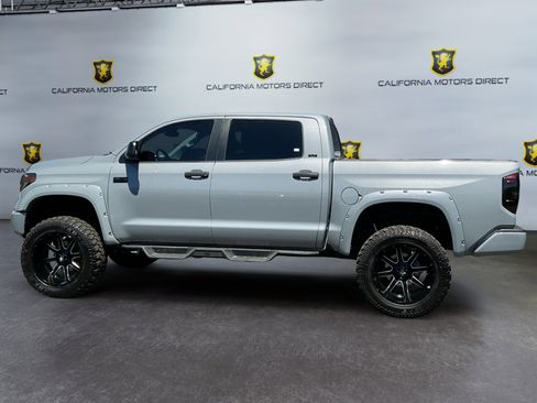 Used 2018 Toyota Tundra SR5 w/ TRD Off Road Package AWD/4WD image 8