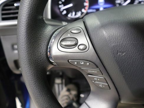 Used 2022 Nissan Murano S AWD/4WD image 31