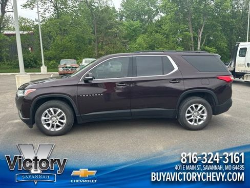 Used 2021 Chevrolet Traverse LT AWD/4WD image 1