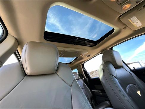 Used 2015 GMC Acadia Denali image 14