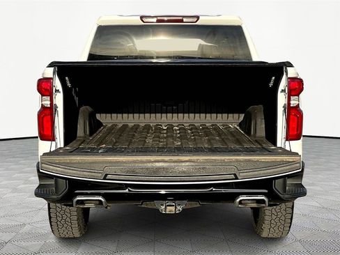 Used 2022 Chevrolet Silverado 1500 LT Trail Boss w/ Bed Protection Package image 18