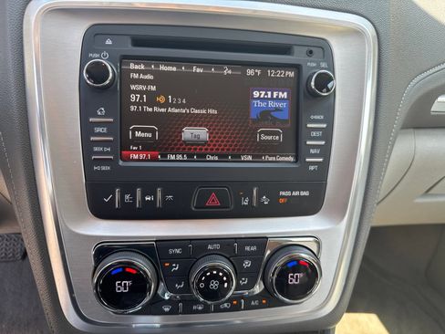 Used 2014 GMC Acadia SLT FWD image 20