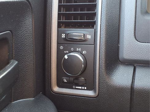 Used 2016 RAM 1500 Tradesman w/ Popular Equipment Group image 14