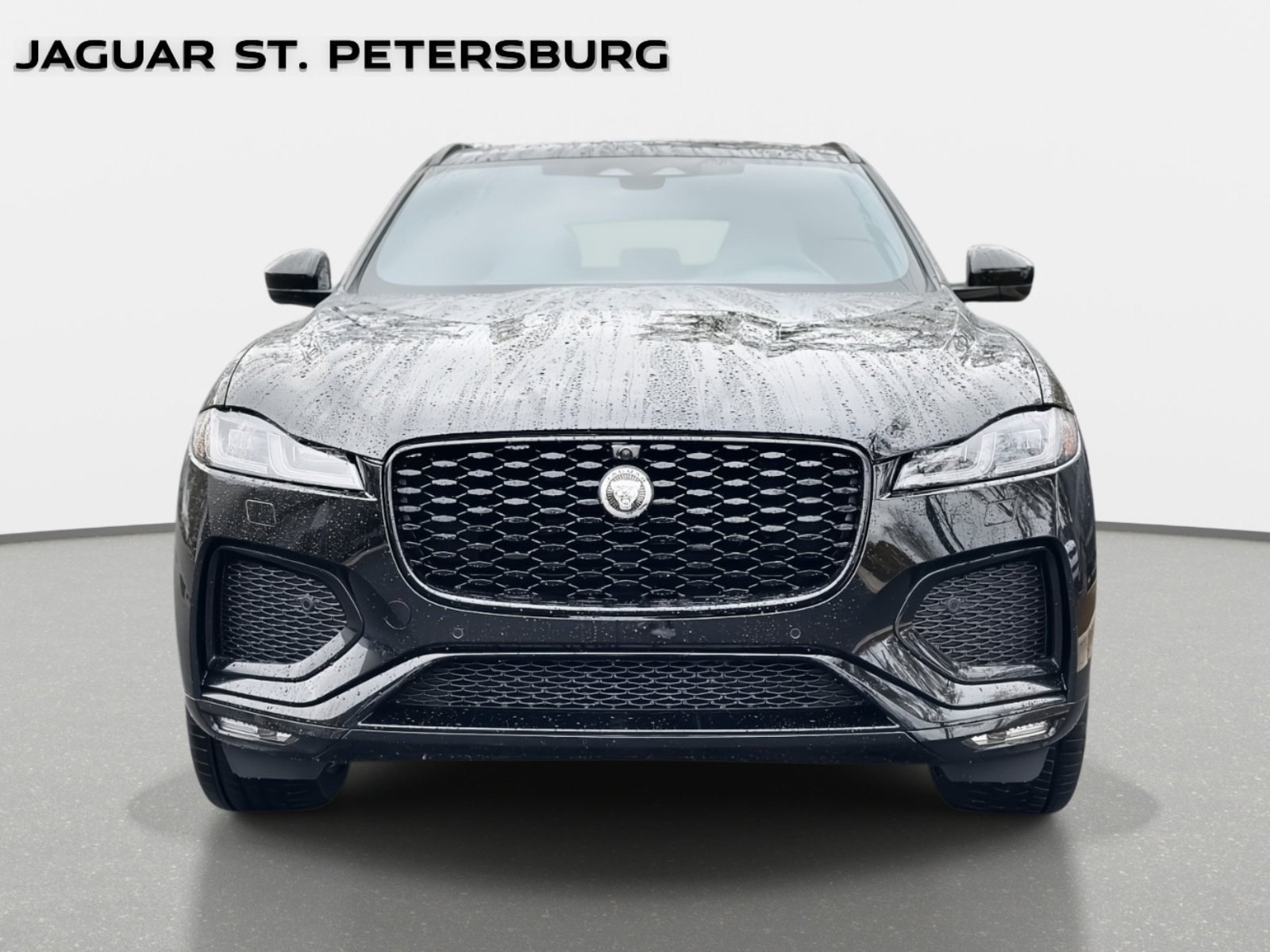 Used 2026 Jaguar F-PACE R-Dynamic S AWD/4WD image 2