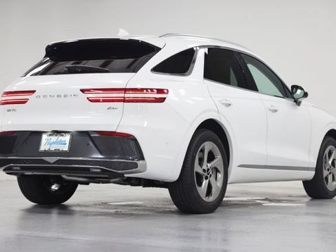 New 2026 Genesis GV70 2.5T Advanced AWD/4WD image 12