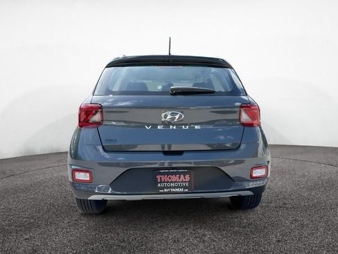 New 2026 Hyundai Venue SEL FWD image 6