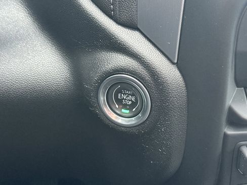 Used 2020 GMC Sierra 1500 SLT w/ SLT Premium Package image 22