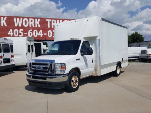 Used 2021 Ford E-350 and Econoline 350 Super Duty w/ Power Windows & Locks Group image 3