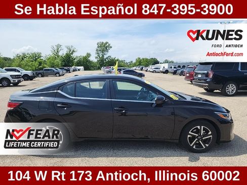Used 2024 Nissan Sentra SV FWD image 14