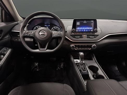 Used 2025 Nissan Altima 2.5 S image 5