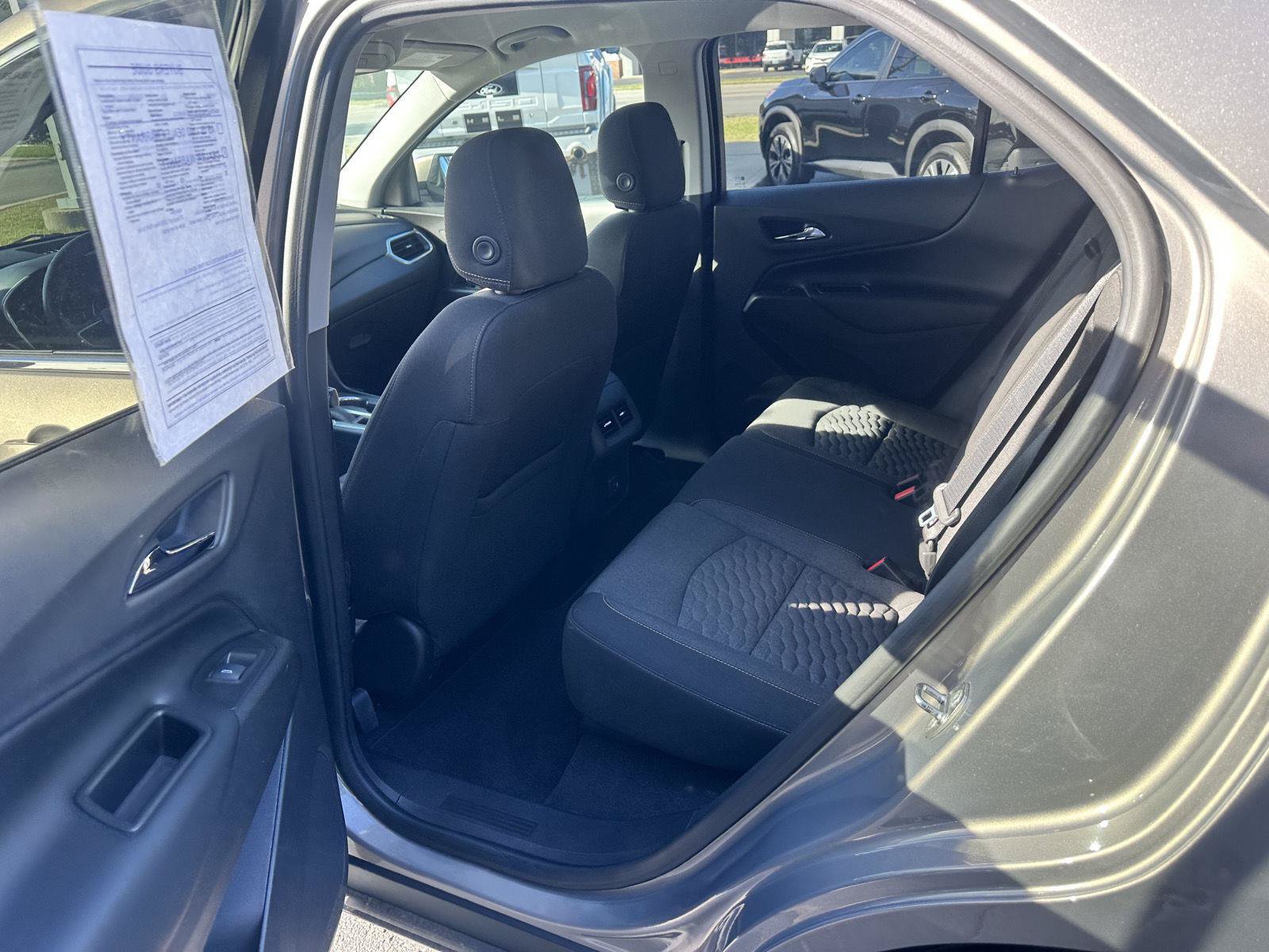 Used 2019 Chevrolet Equinox LT FWD image 17