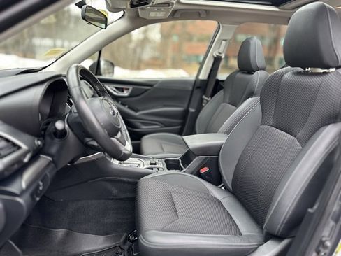 Used 2020 Subaru Forester Premium image 22