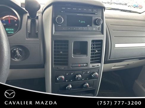 Used 2010 Dodge Grand Caravan SE w/ Climate Group FWD image 11