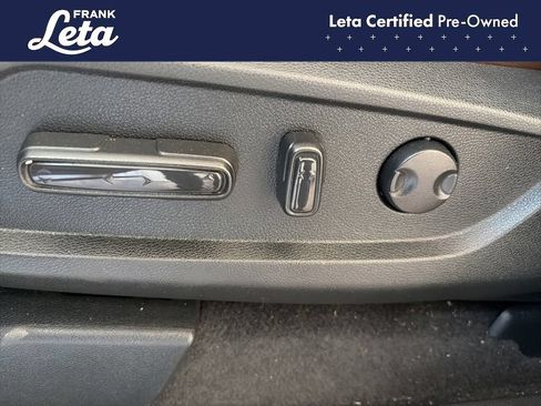 Used 2025 Honda Pilot Elite image 19