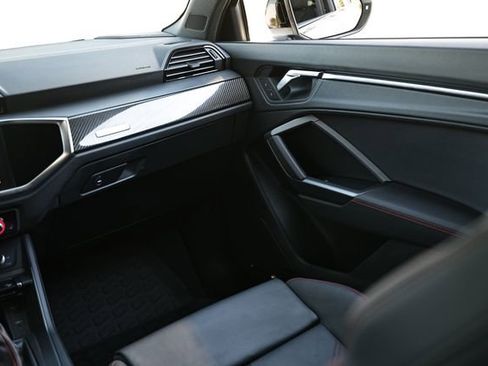 Used 2025 Audi Q3 2.0T Premium Plus image 29