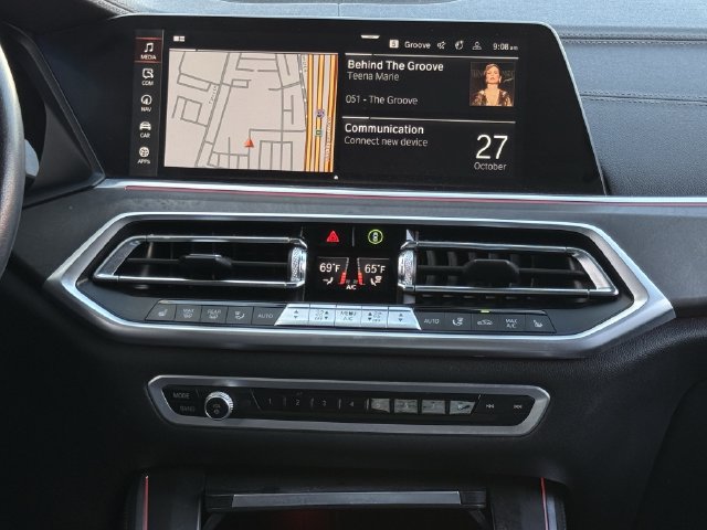 Used 2023 BMW X5 xDrive40i w/ Premium Package AWD/4WD image 19