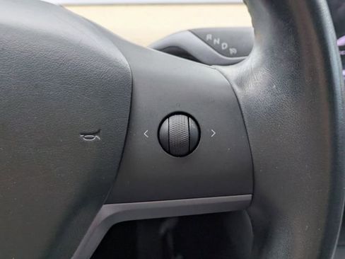 Used 2018 Tesla Model 3 Mid Range RWD image 29