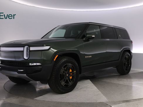 Used 2023 Rivian R1S Adventure Quad AWD/4WD image 2