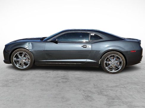 Used 2010 Chevrolet Camaro SS w/ RS Package RWD image 6