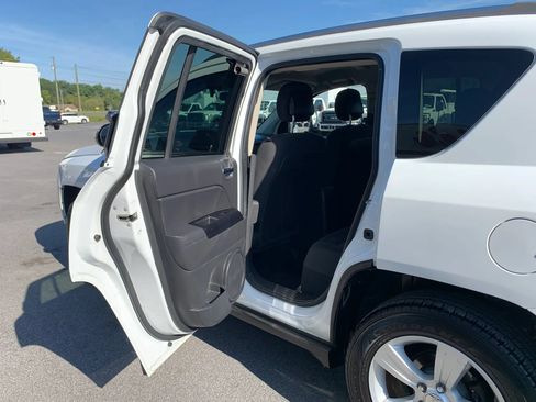 Used 2014 Jeep Compass Sport w/ Power Value Group AWD/4WD image 18