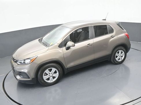 Used 2021 Chevrolet Trax LS w/ Tint and Cruise Package FWD image 45