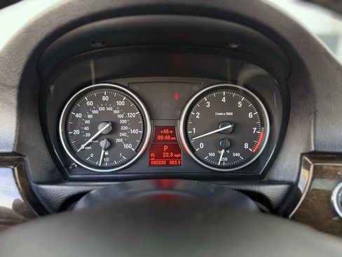 Used 2013 BMW 328i xDrive Coupe image 30