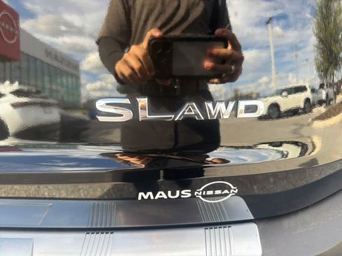 Certified 2023 Nissan Rogue SL image 13