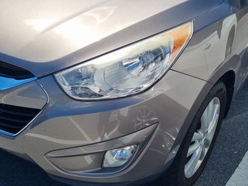 Used 2013 Hyundai Tucson Limited w/ Premium Pkg FWD image 8